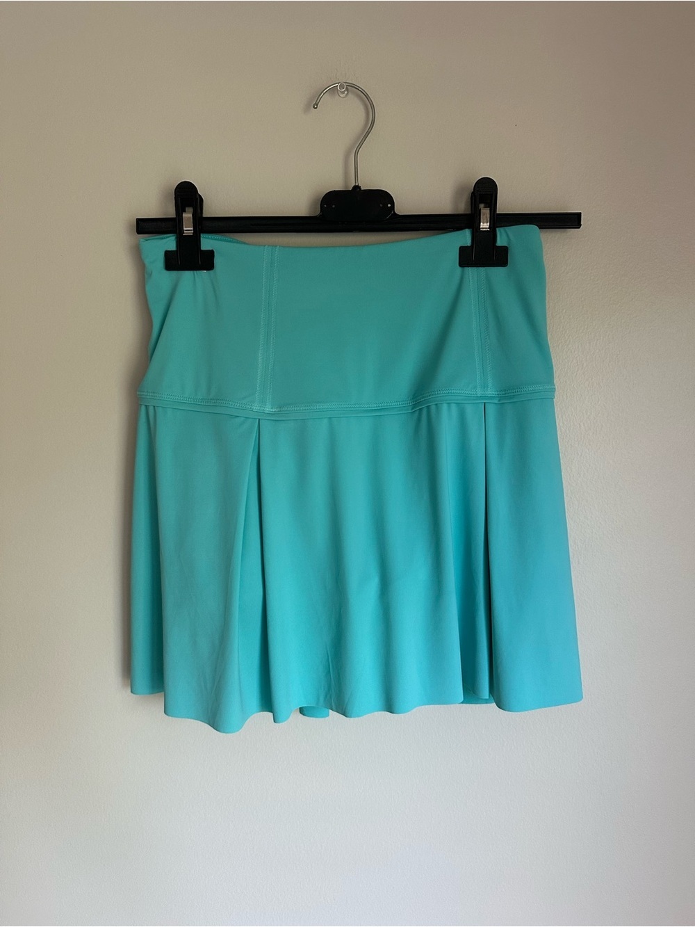 BOSSI GIRL Ashby Skirt Turquoise Blue Pleated Athletic Tennis Golf Skort Medium